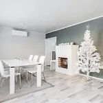 Santa's Choice For Aurora Hunters , Sauna And Jacuzzi *