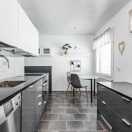 Santa's Choice For Aurora Hunters , Sauna And Jacuzzi Casa de Férias *