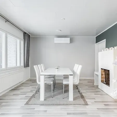 Santa's Choice For Aurora Hunters , Sauna And Jacuzzi Rovaniemi