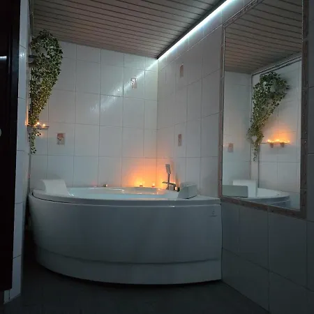 Santa's Choice For Aurora Hunters , Sauna And Jacuzzi