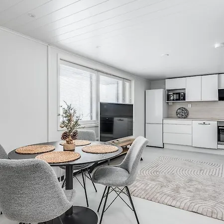 Santa's Choice For Aurora Hunters , Sauna And Jacuzzi Casa de Férias Rovaniemi