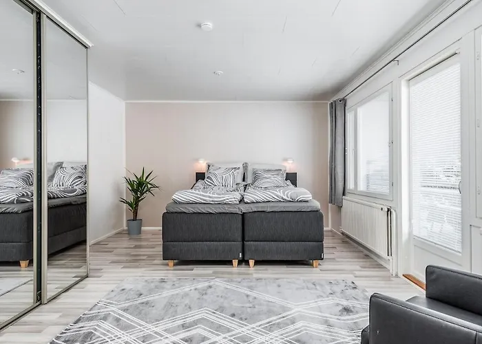 Santa's Choice For Aurora Hunters , Sauna And Jacuzzi Ροβανιέμι